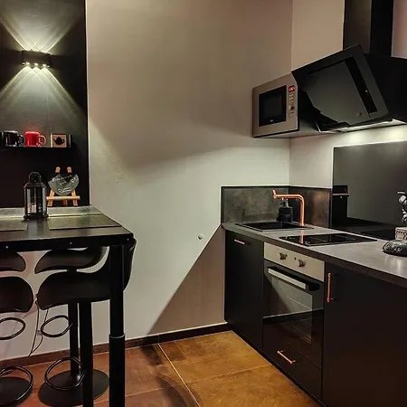 Le Loft : Jacuzzi - Sauna - Hammam Apartment