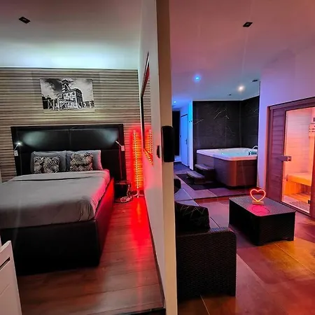 Le Loft : Jacuzzi - Sauna - Hammam * Lens