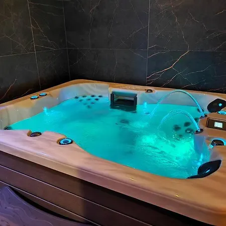 Le Loft : Jacuzzi - Sauna - Hammam * Lens